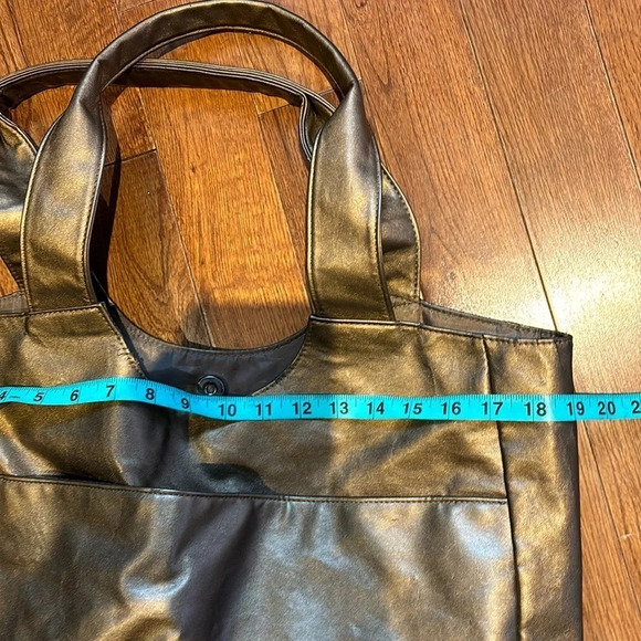 The body shop copper soft vegan leather shopping Tote bag - Picture 6 of 13
